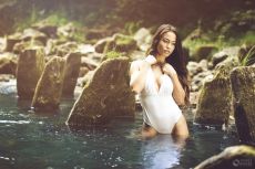 Virginia Rohrhan by Thomas Baucek Photography