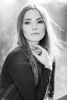 Gina Varnavides by Thomas Baucek Photography