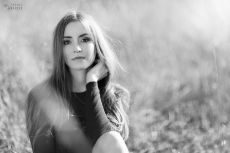 Gina Varnavides by Thomas Baucek Photography